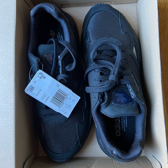 Falcon Adidas woman sneakers - Picture 3 of 5